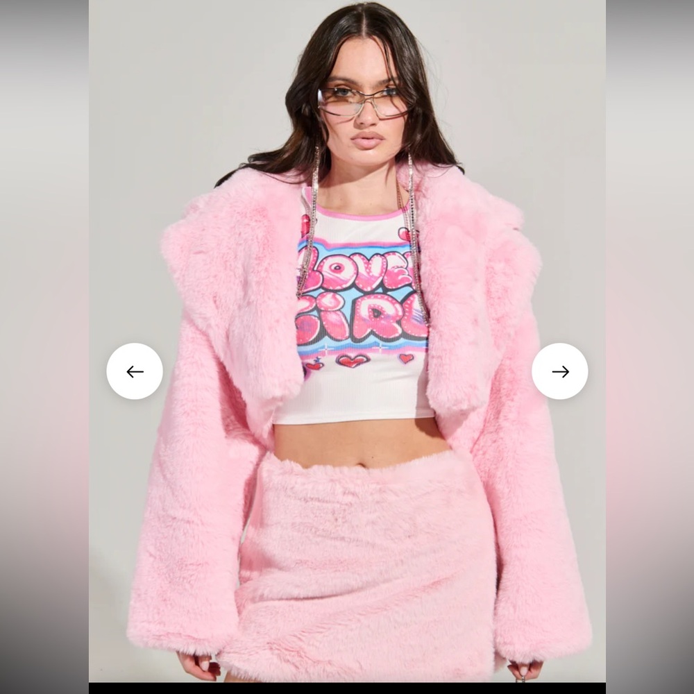 AKIRA Poppy Croped Faux Fur Coat